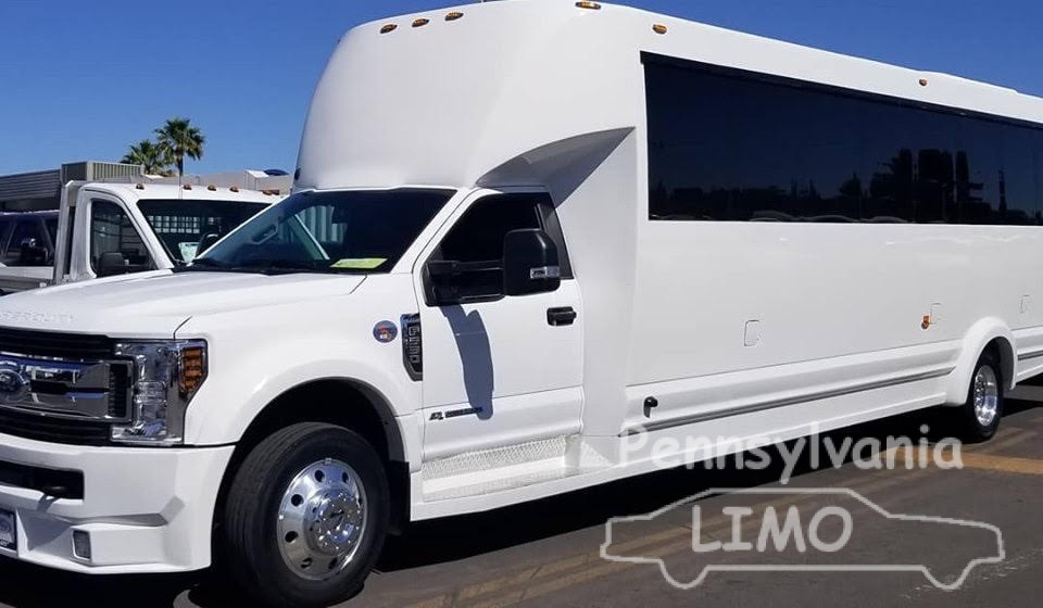 Ford F 750 Party Bus